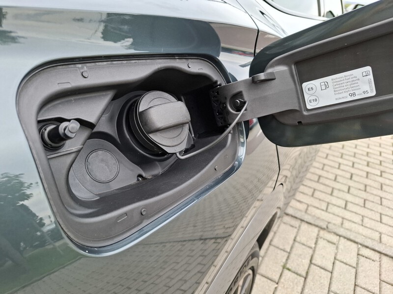 Fahrzeugabbildung Formentor VZ 2.0 TSI 4Drive (310 PS) 7-Gang-DSG Bild 44 von 49