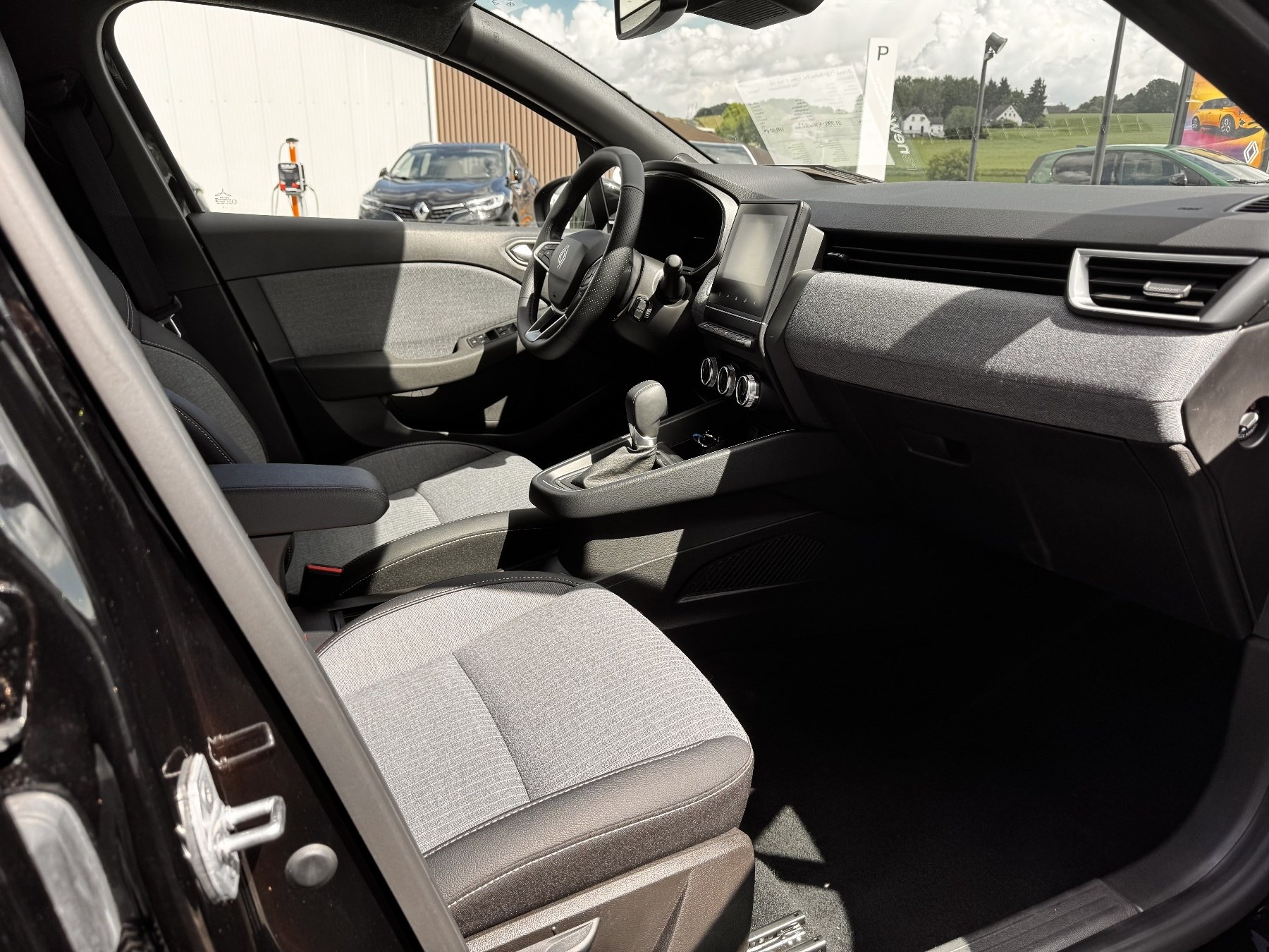 Renault Clio – Bild 8