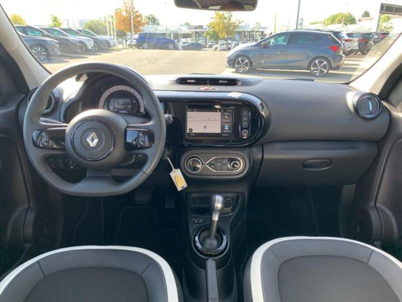 Fahrzeugabbildung Twingo Urban Night Bild 14 von 15