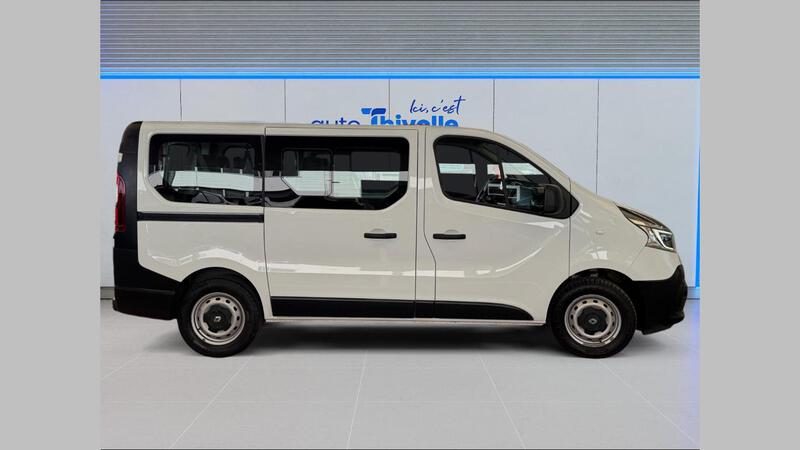 Renault Trafic Combi