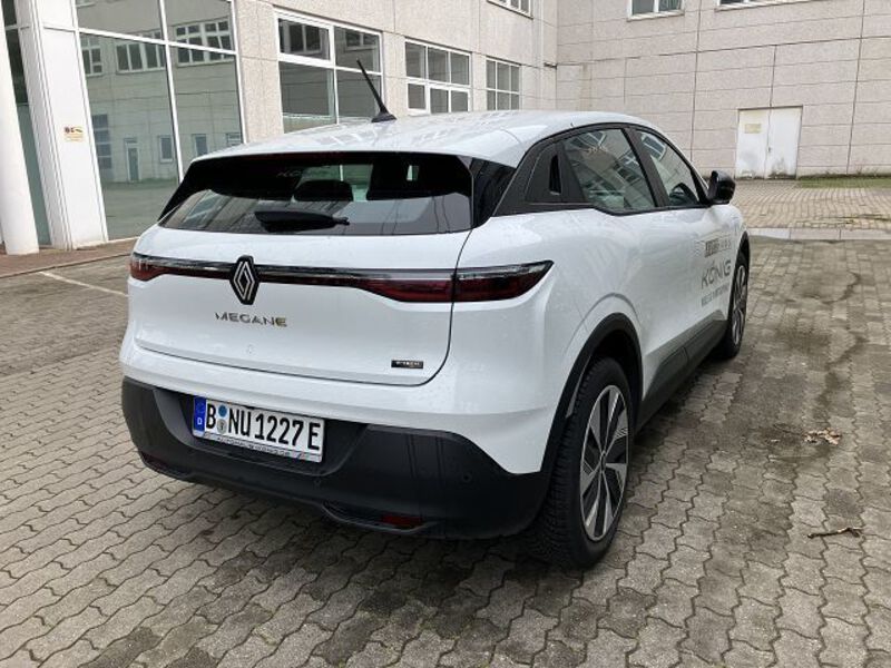 Fahrzeugabbildung Megane E-Tech 100% Paket Evolution ER EV60 130 Bild 3 von 16