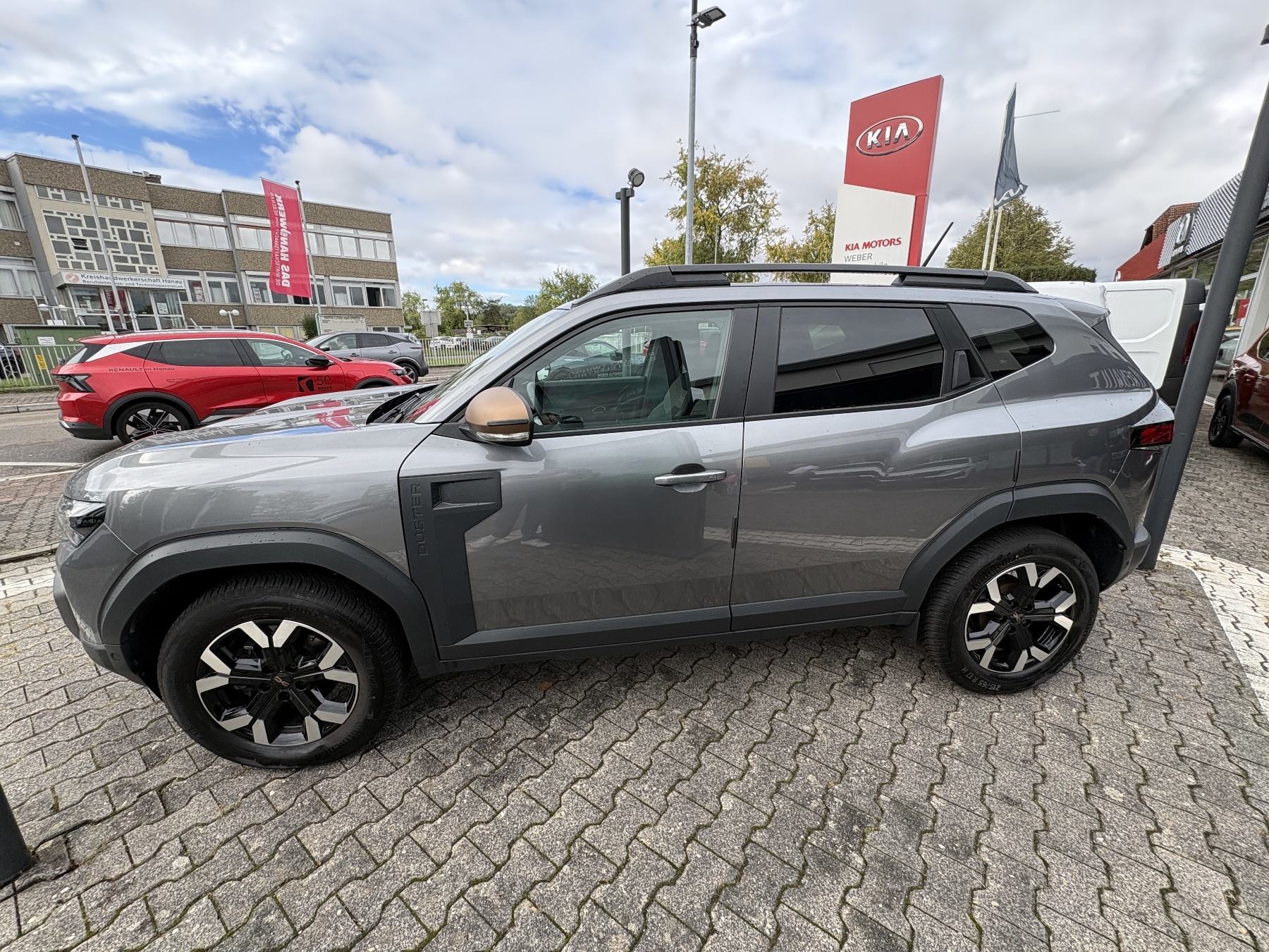 Dacia Duster – Bild 8