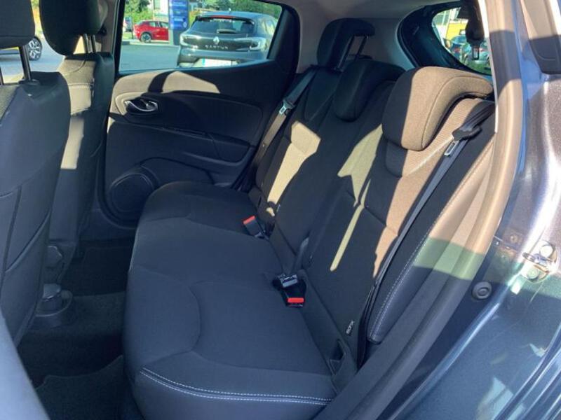 Fahrzeugabbildung Clio Collection TCe 90 Bild 11 von 15