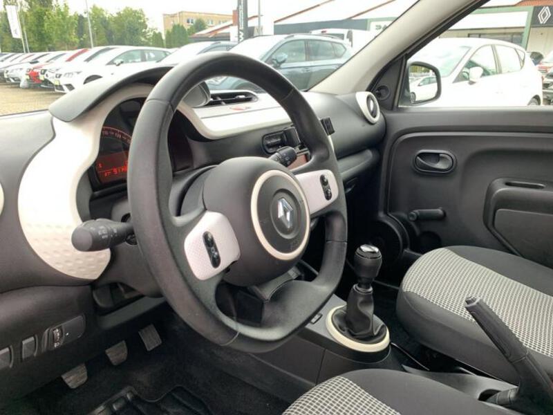 Fahrzeugabbildung Twingo Entry Bild 10 von 15