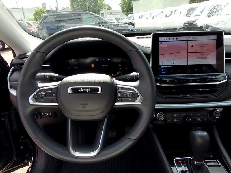 Fahrzeugabbildung Compass 1.3 PHEV S Allrad *CarPlay*Kamera*Leder* Bild 8 von 11