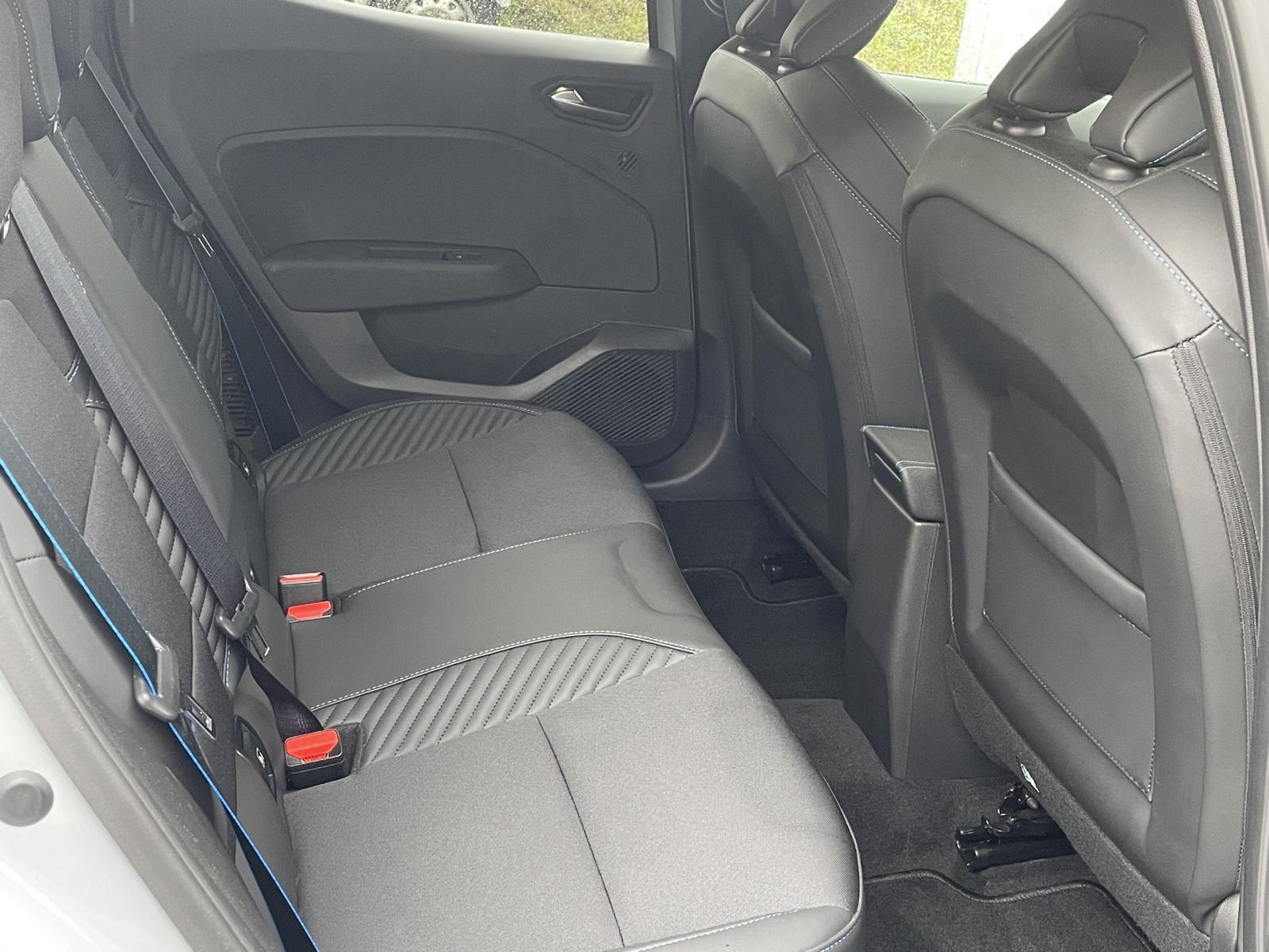 Renault Clio – Bild 8
