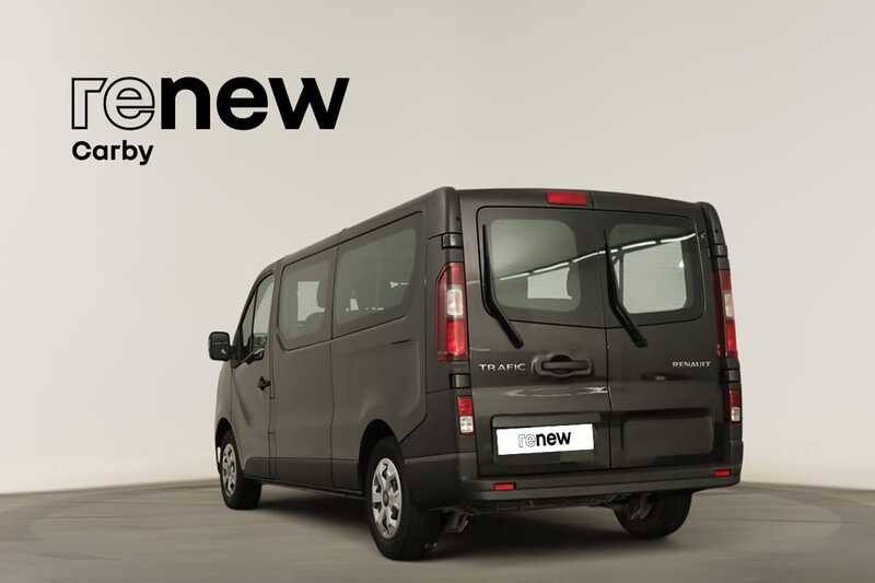 RENAULT Trafic Trafic 2.0 Blue dCi L2 Grand Equilibre — photo 4