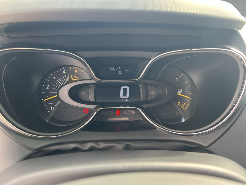 Fahrzeugabbildung Captur dCi 110 1.5 Bild 6 von 12
