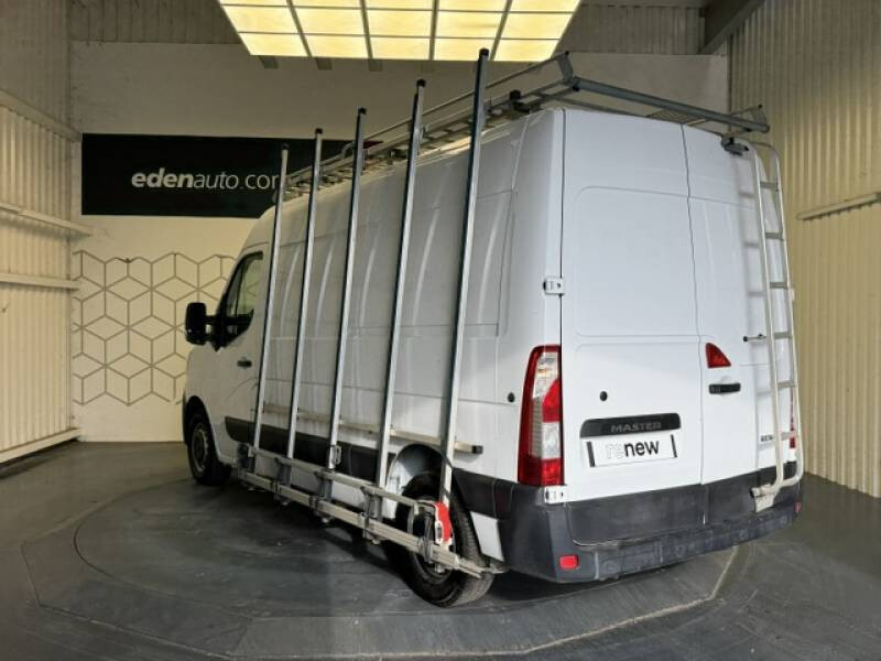 Renault Master III