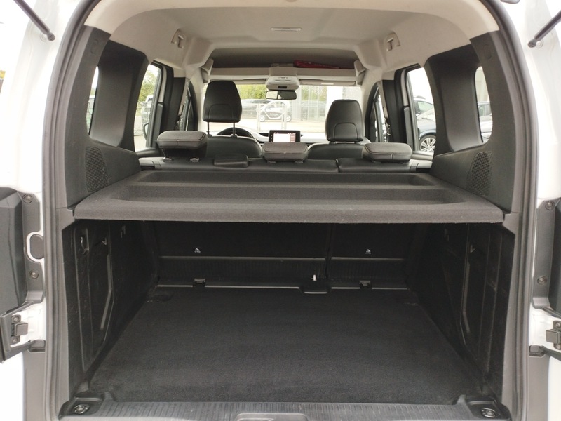 Fahrzeugabbildung Kangoo PKW EDITION One dCi 95 Bild 16 von 24