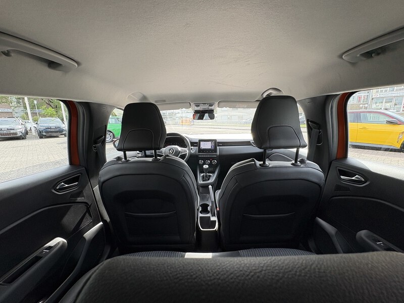 Fahrzeugabbildung Clio V 1.0 TCe 90 Intens Bild 11 von 18