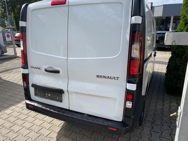 Fahrzeugabbildung Trafic Lkw Komfort L1H1 3,0t Bild 4 von 15