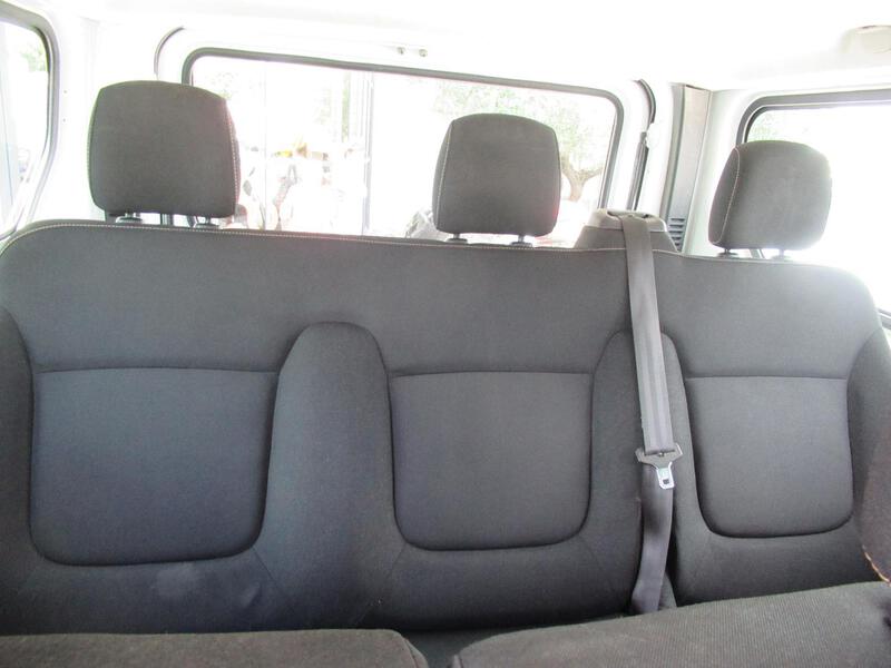 Renault Trafic Combi
