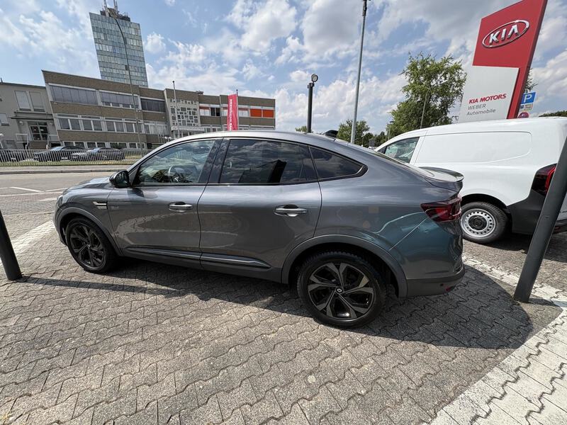 Fahrzeugabbildung Arkana 1.6 E-TECH 145 E-Tech Engineered Bild 7 von 18