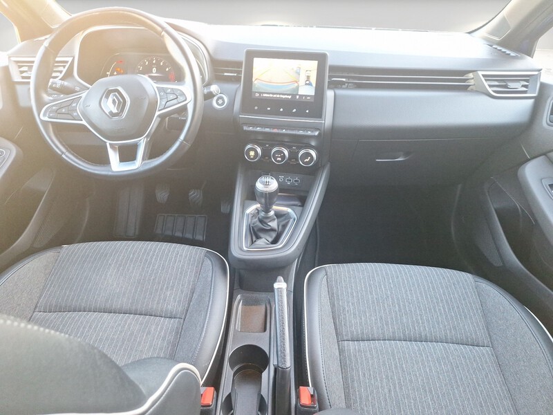 Fahrzeugabbildung Clio INTENS TCe 90 Bild 9 von 17