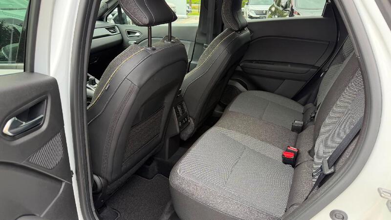 Fahrzeugabbildung Symbioz Full Hybrid E-Tech Bild 9 von 15