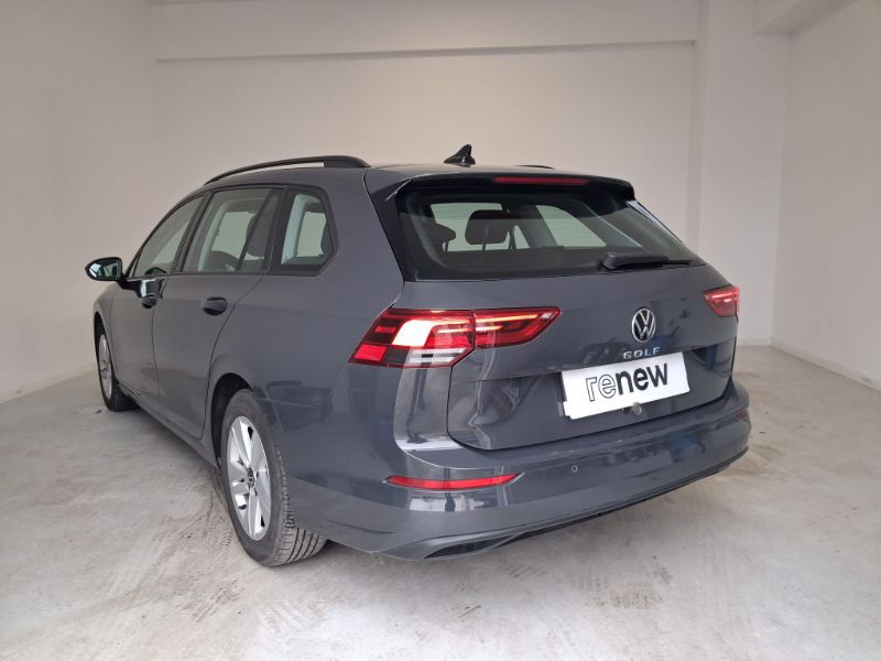 VOLKSWAGEN Golf 2022 — imagine 15