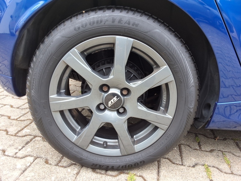 Fahrzeugabbildung Clio TCe 120 GT-LINE/PDC/RADIO/ Bild 7 von 16