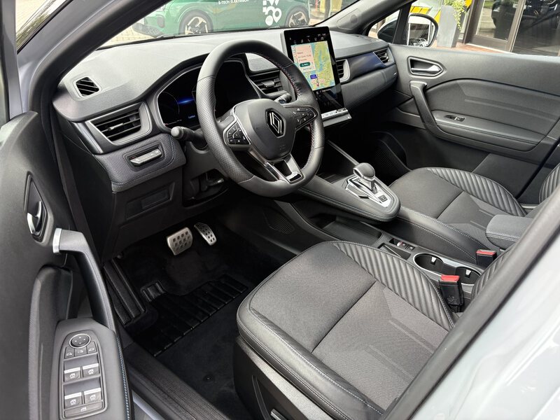 Fahrzeugabbildung Captur Mild-Hyb. TCe160 autom.  Bild 7 von 11