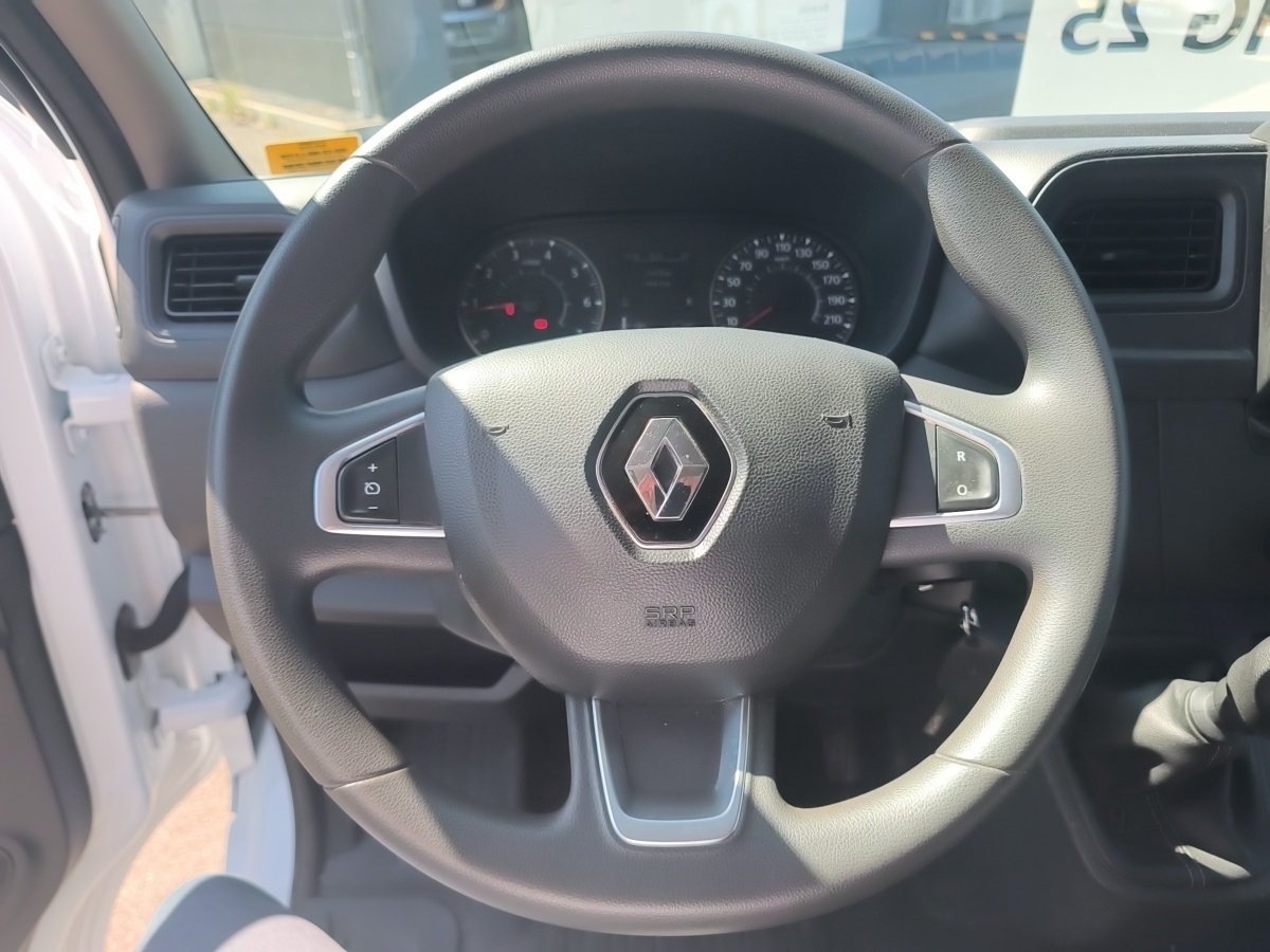 Renault Master – Bild 10