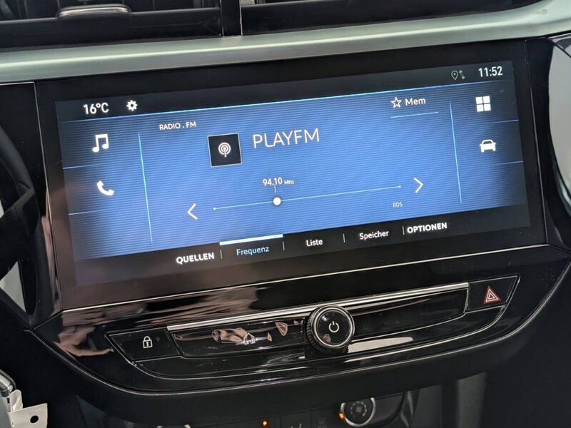 Fahrzeugabbildung Corsa YES 1.2 CarPlay Bild 16 von 31