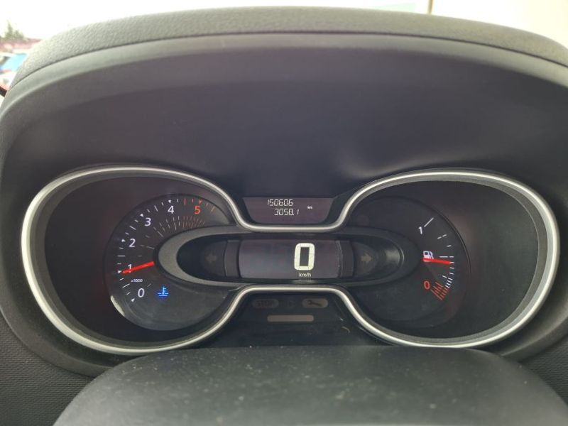 RENAULT Trafic 2021 — imagine 35
