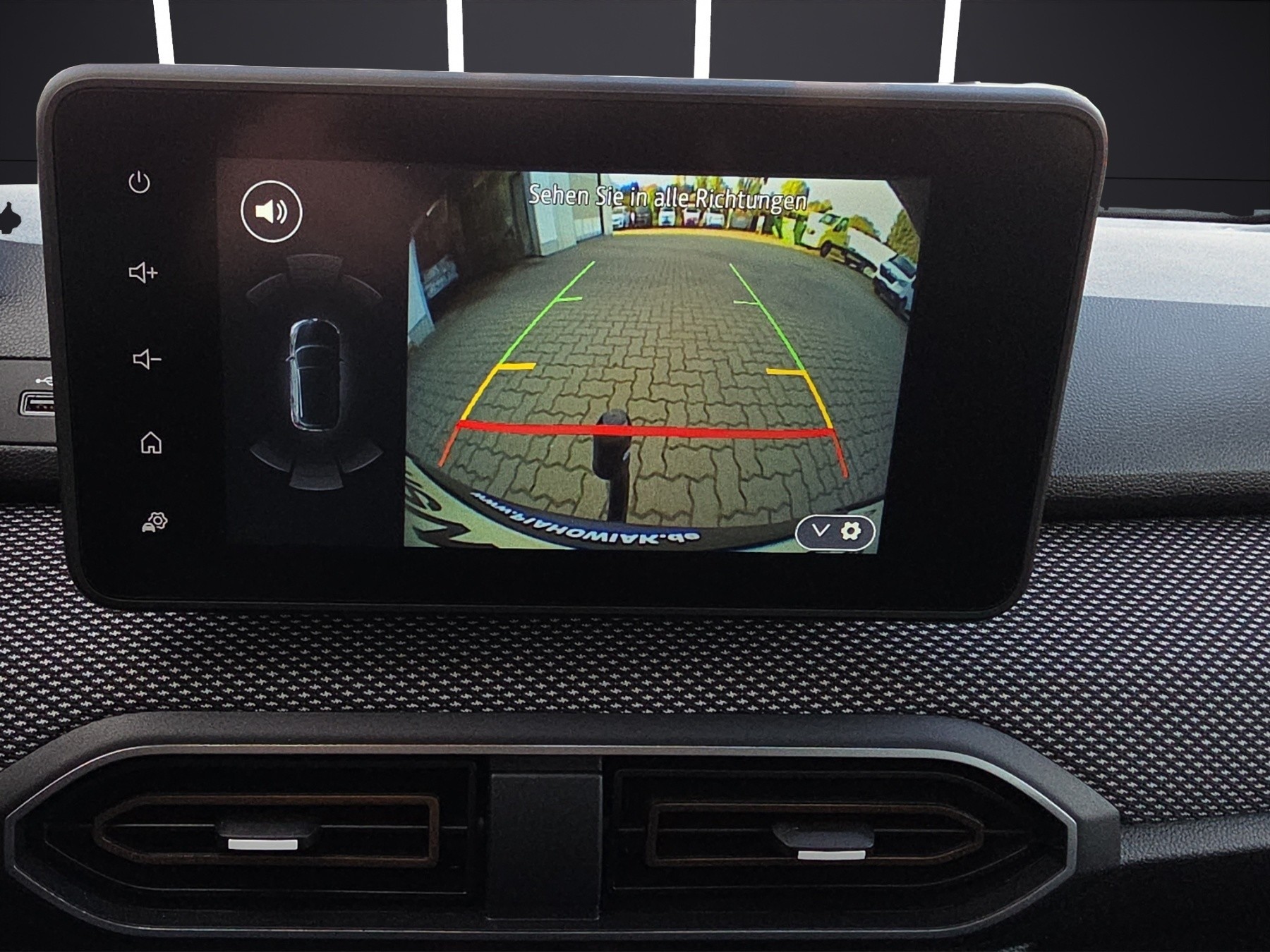 Dacia Sandero – Bild 13