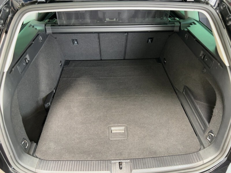 VW Passat Variant