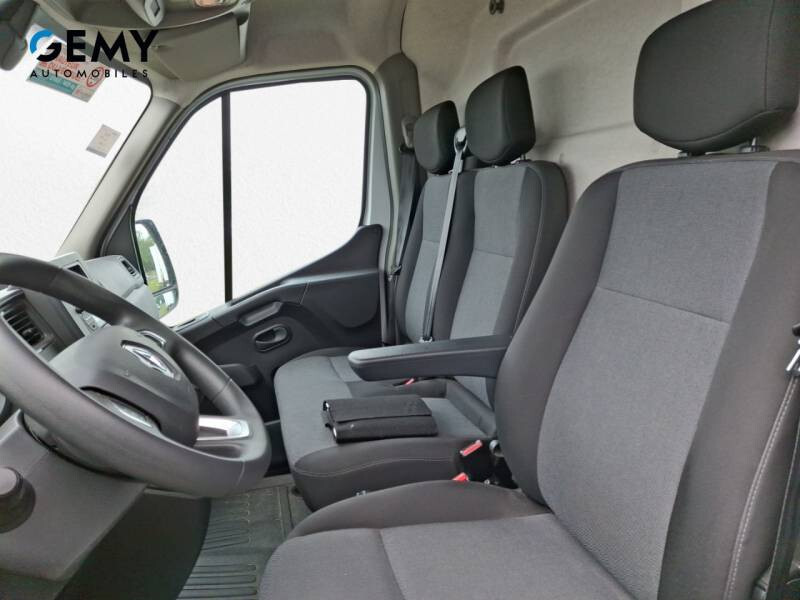 Renault Master III