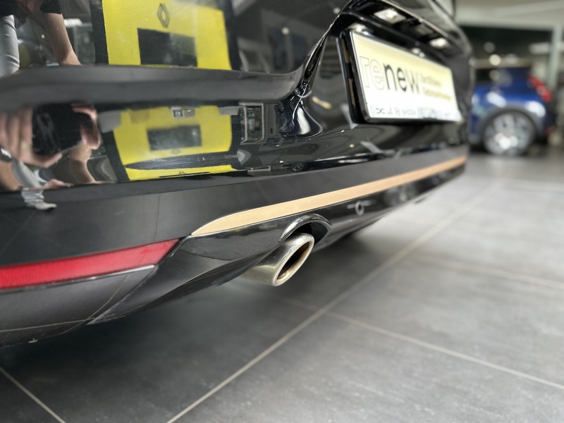 Fahrzeugabbildung Clio LUTECIA TCe 90 Bild 23 von 50