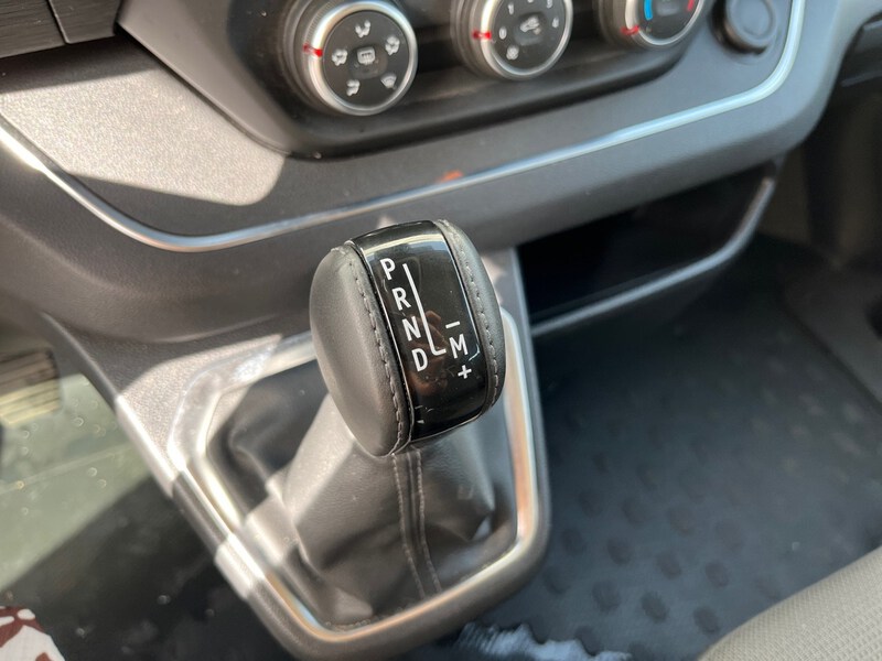 Renault Trafic Combi