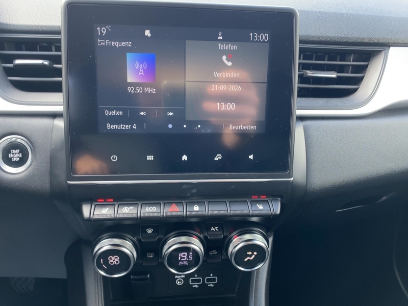 Fahrzeugabbildung Captur ZEN TCe 90 Bild 11 von 21
