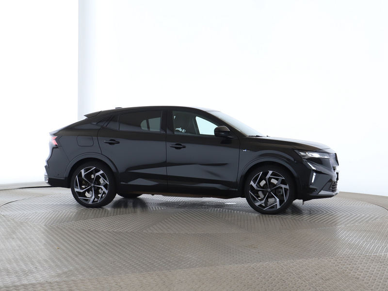 Fahrzeugabbildung Rafale 1.2 E-TECH Plug-in Hybrid 300 Atelier Alpin Bild 21 von 30