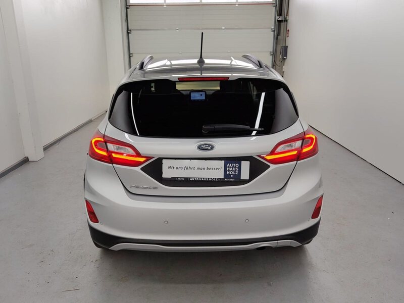 Fahrzeugabbildung Fiesta orline CarPlay ACC Bild 3 von 35