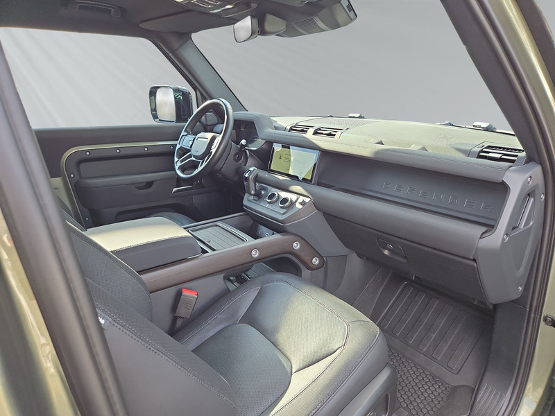 Fahrzeugabbildung Defender 90 D250 X-Dynamic SE Mild-Hybrid Bild 11 von 12