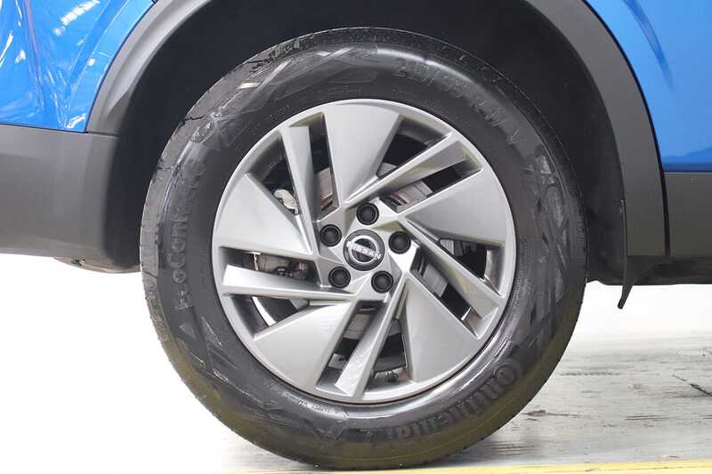 NISSAN Qashqai Qashqai 1.3 DIG-T Acenta Xtronic — photo 5