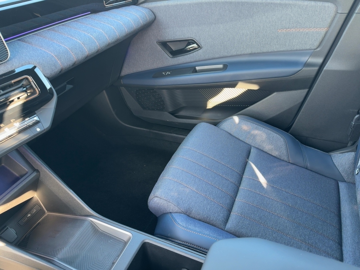 Renault R 4 – Bild 15