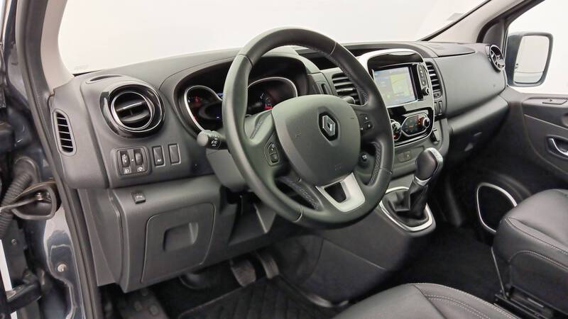 Renault Trafic Combi