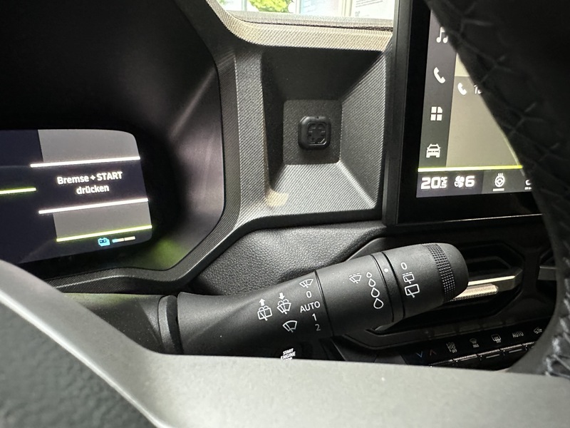 Fahrzeugabbildung Bigster Journey HYBRID 155 Bild 42 von 50