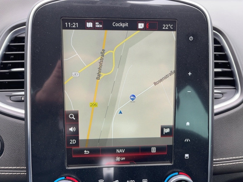 Fahrzeugabbildung Scenic IV 1.3 TCe 140 BOSE-Edition GPF Bild 10 von 15