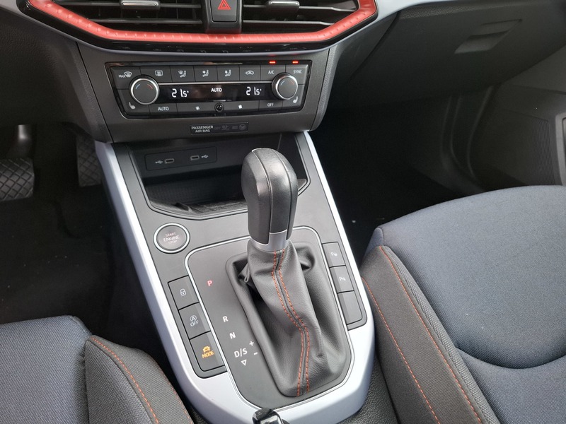 Seat Arona