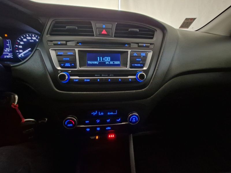 HYUNDAI i20 2016 — imagine 59