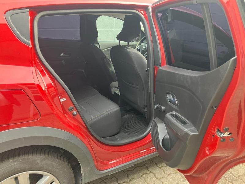 Fahrzeugabbildung Sandero III (10.2020->) Stepway Comfort Bild 15 von 20