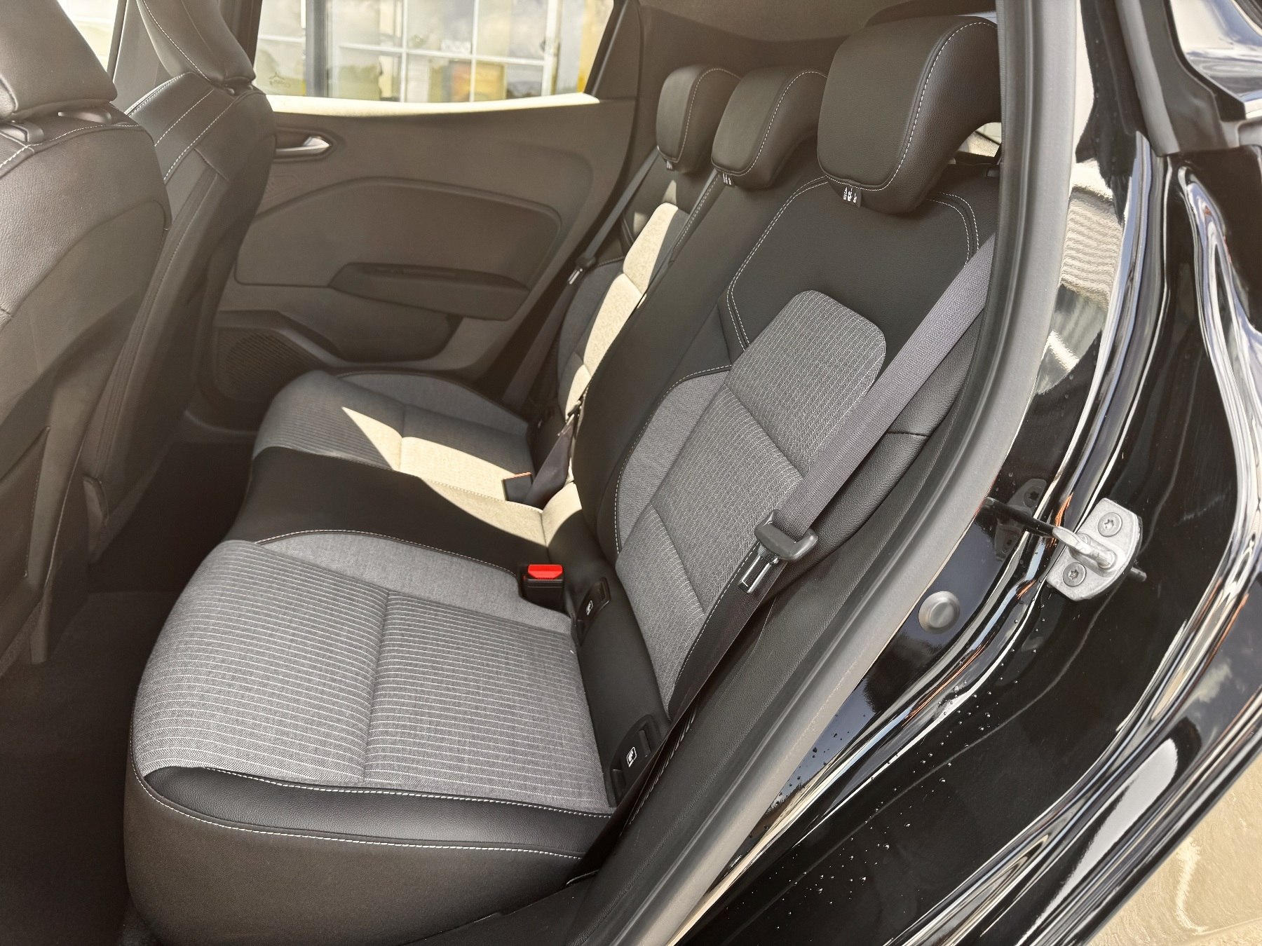 Renault Clio – Bild 11