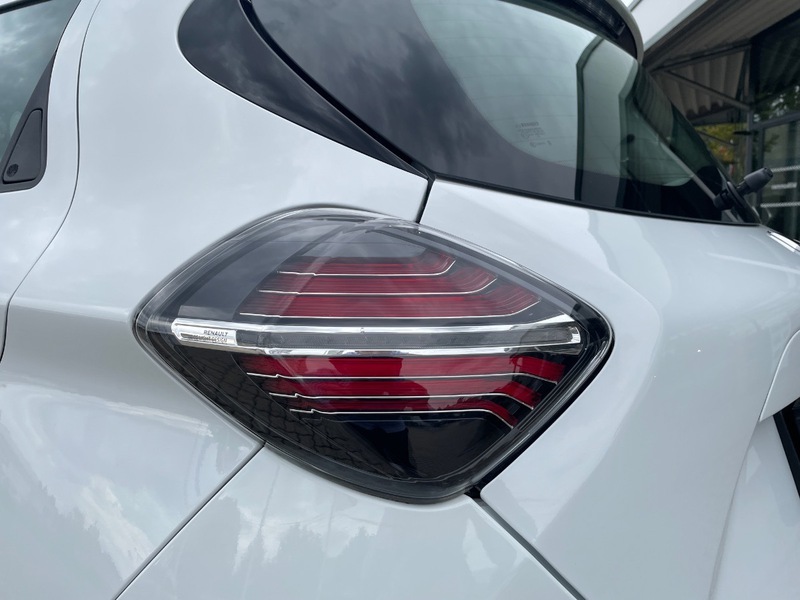 Fahrzeugabbildung Zoe incl. Batterie Bild 31 von 40