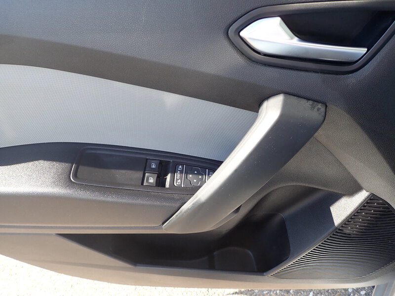 Fahrzeugabbildung Kangoo Rapid Extra TCe 100 FAP Open Sesame by Renault Bild 20 von 24