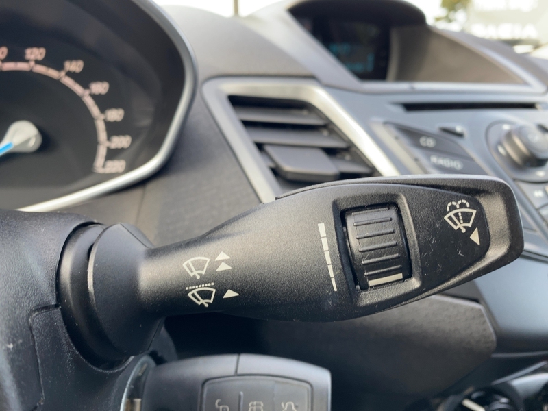 Fahrzeugabbildung Fiesta 1.25L Trend 82PS FWD Bild 17 von 20