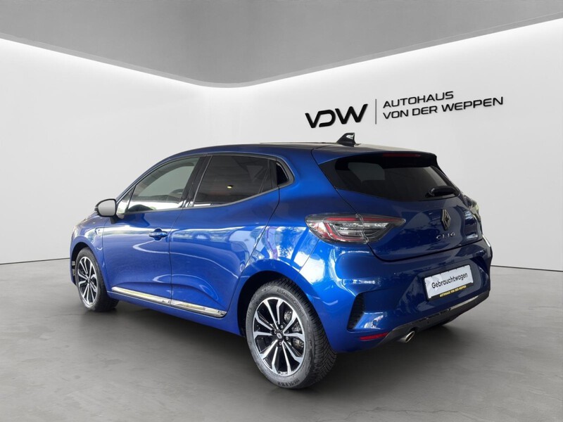 Fahrzeugabbildung Clio Techno TCe 90 Bild 5 von 15