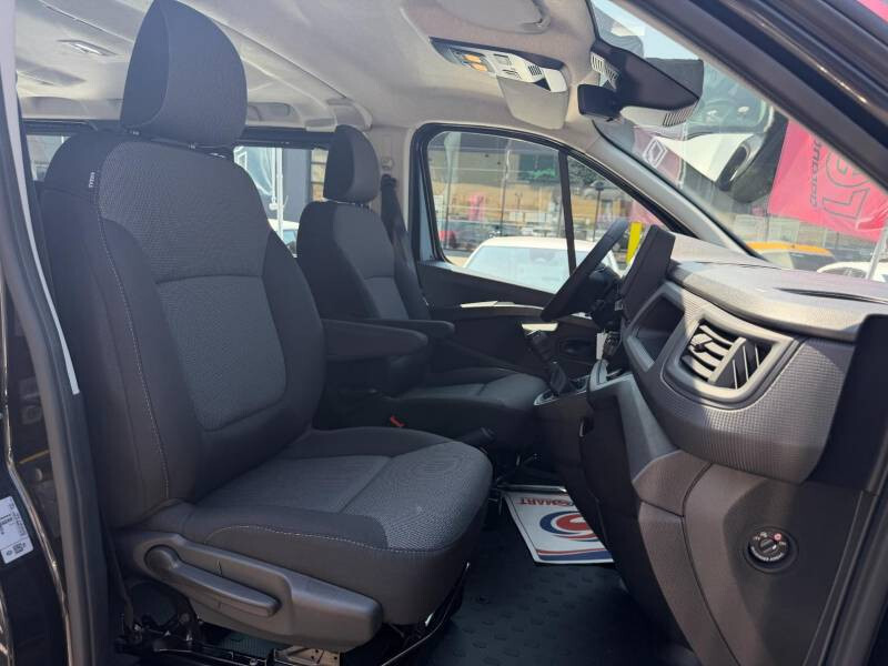 Renault Trafic Combi