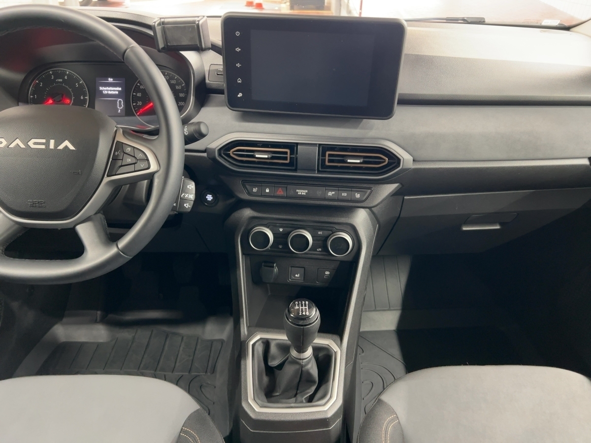 Dacia Sandero – Bild 11